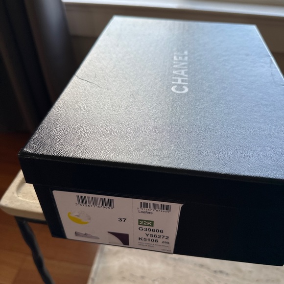 Chanel FW22-23 Patent/Suede Loafers IT37 - Worn Once with Box - Picture 8 of 11
